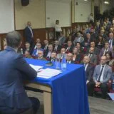 Predsednik opštine Zubin Potok tražio povećane nadokande za radnike Simpa i Jumka 11