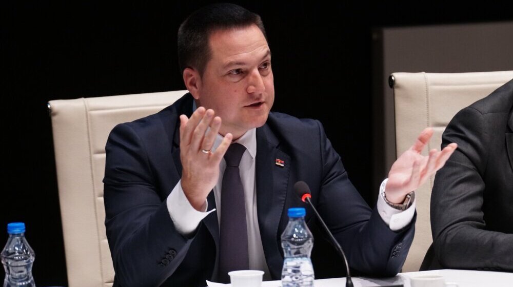 Javna rasprava o izmenama i dopunama šest prosvetnih zakona 1