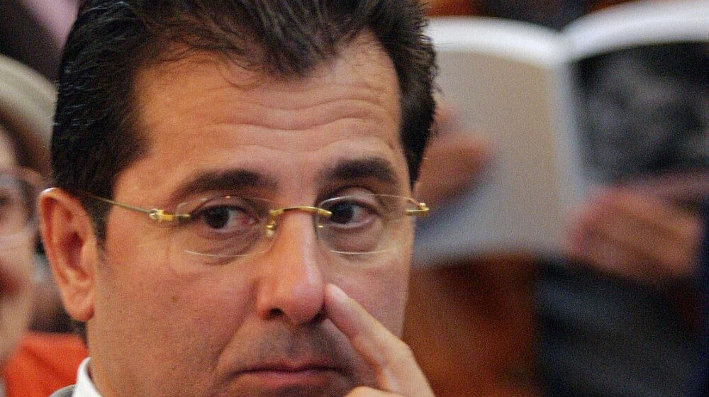 Kako je Zoran Đinđić "otkačio" Bebu Popovića iz Vlade Srbije i ko ga je tada rehabilitovao da se ponovo vrati 1