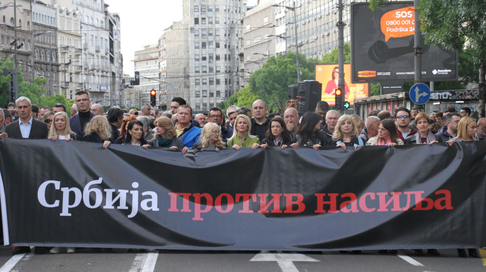 Organizatori protesta "Srbija protiv nasilja": Zahvaljujemo se policiji 1