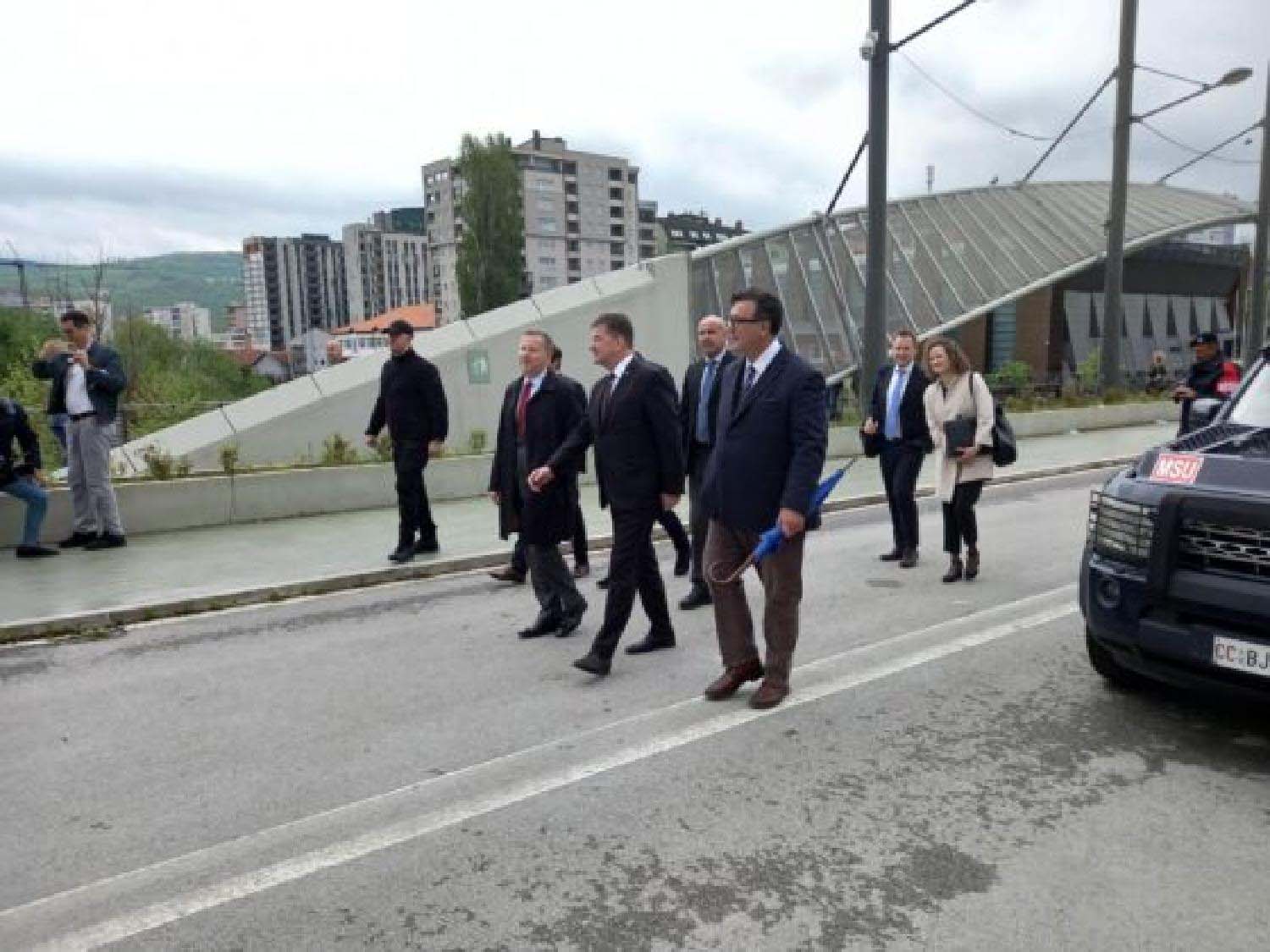 Ponovo se najavljuje otvaranje mosta na Ibru u Kosovskoj Mitrovici - dodatno podgrevanje tenzija? 2 Ponovo se najavljuje otvaranje mosta na Ibru u Kosovskoj Mitrovici - dodatno podgrevanje tenzija? 2