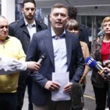 "Vučićeva poluistina": Kakav je rejting opozicije, a kakav SNS - šta kažu istraživači javnog mnjenja? 2