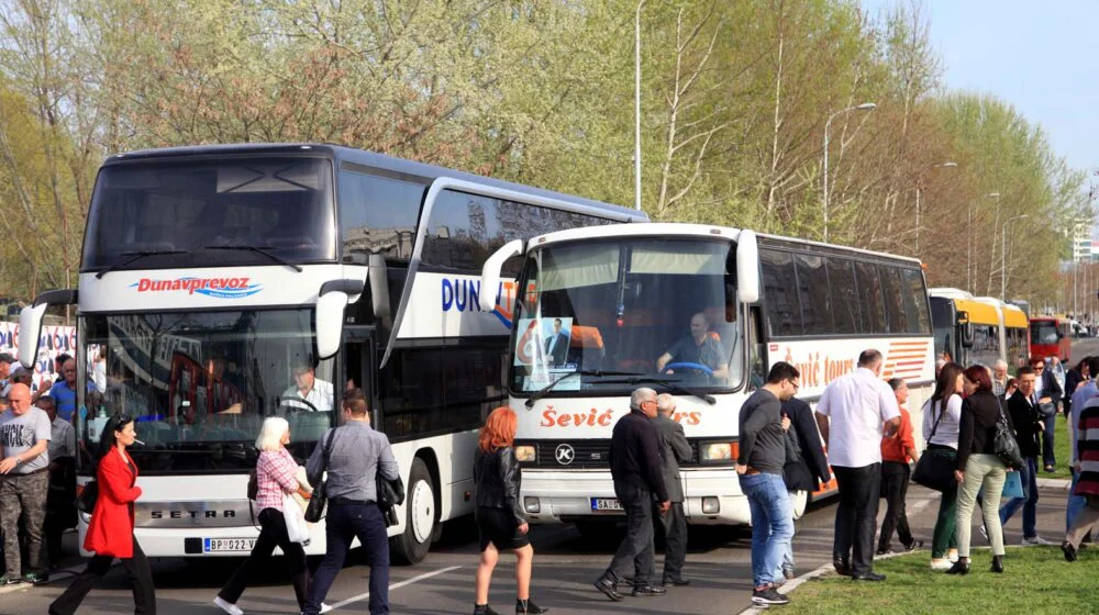 Hoće li naprednjaci ispuniti zadatak i obezbediti brojnost na mitingu "Srbija nade" 1