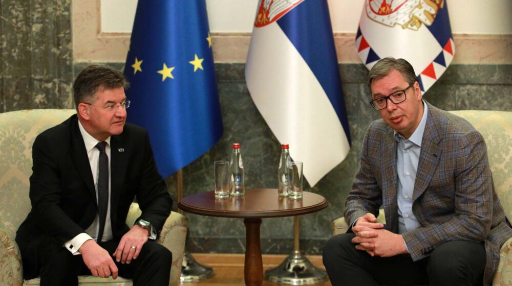 ALEKSANDAR VUČIĆ - MIROSLAV LAJČAK