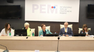 REM prikriva kršenje zakona provladinih propagandista: Skoro pet meseci regulator ne objavljuje izborni monitoring Pinka, Hepija, Prve i B92