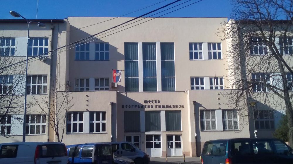 Forum beogradskih gimnazija: Predsedniku sindikata Šeste gimnazije ogreban automobil ispred škole 1