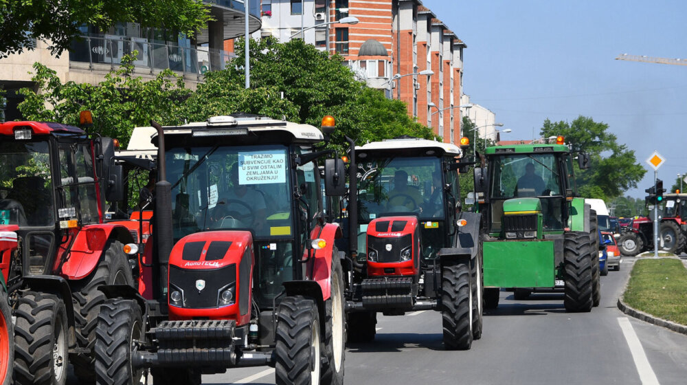 Poljoprivrednici pozvani na sastanak u Vladu Srbije, na njihov zahtev 1
