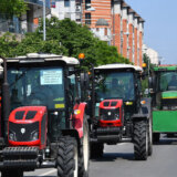 Poljoprivrednici pozvani na sastanak u Vladu Srbije, na njihov zahtev 12
