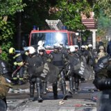 "Vučić u velikim problemima": Kako regionalni mediji pišu o sukobima na Kosovu? 14