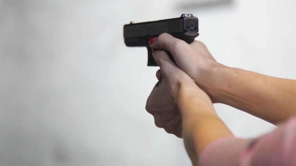 MUP tvrdi da je zahvaljujući merama Vlade broj oružja od majskih ubistava smanjen za skoro 600.000 1