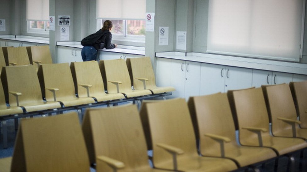 Srbija i zdravlje: Šta je sindrom hroničnog umora za koji lek ne postoji 3 Čekaonica u bolnici