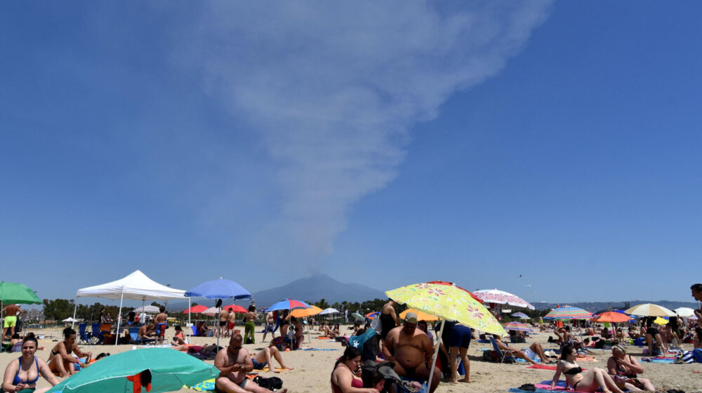 Erupcija vulkana Etna, zbog pepela obustavljeni letovi iz Katanije 1