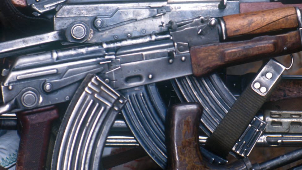 Kako su pištolji završili u rukama deteta i koliko ima oružja u Srbiji i na Balkanu 3 Puške