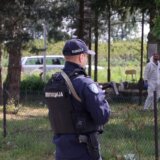Kako je moguće da 600 policajaca celu noć juri osumnjičenog po mladenovačkim selima, a on se ujutru preda u Kragujevcu? 12