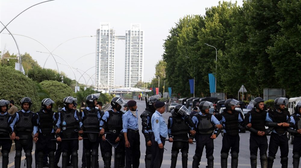 Imran Kan pušten uz kauciju, pakistanski MUP preti da će ga ponovo uhapsiti 1