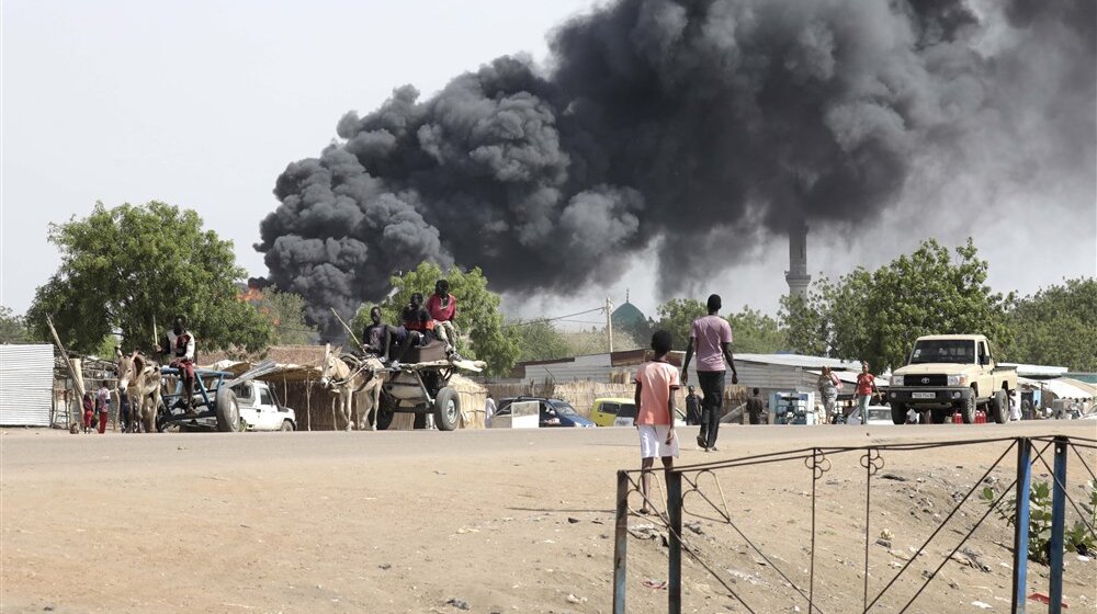 U Sudanu vazdušni napadi na glavni grad i borbe u Darfuru 1