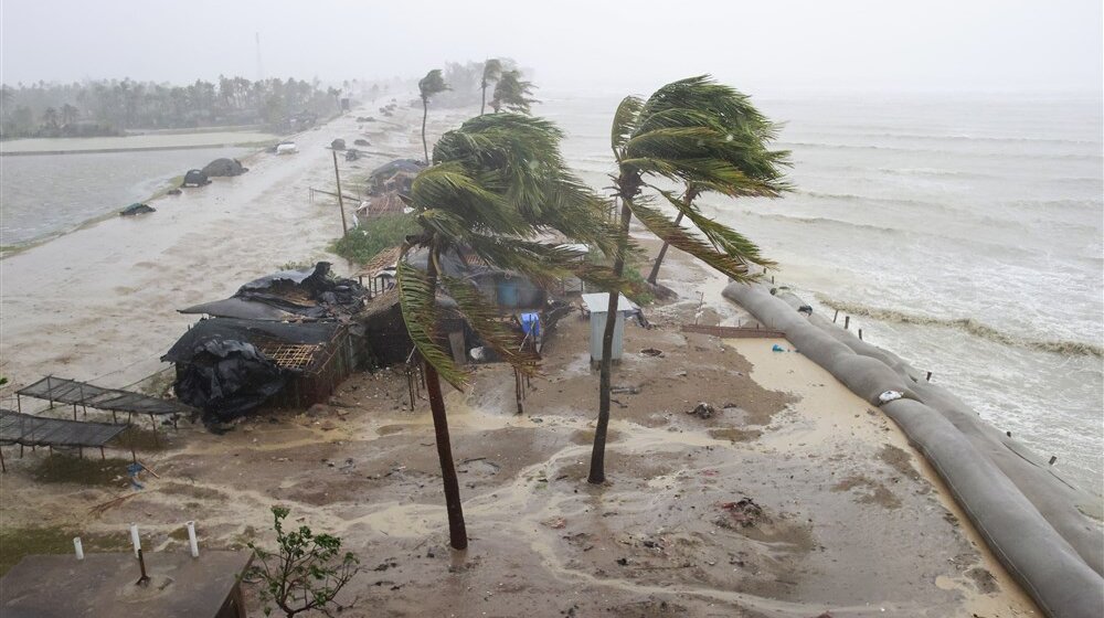 Zbog snažnog ciklona u Mjanmaru prekinute komunikacije, stotine povređenih 1