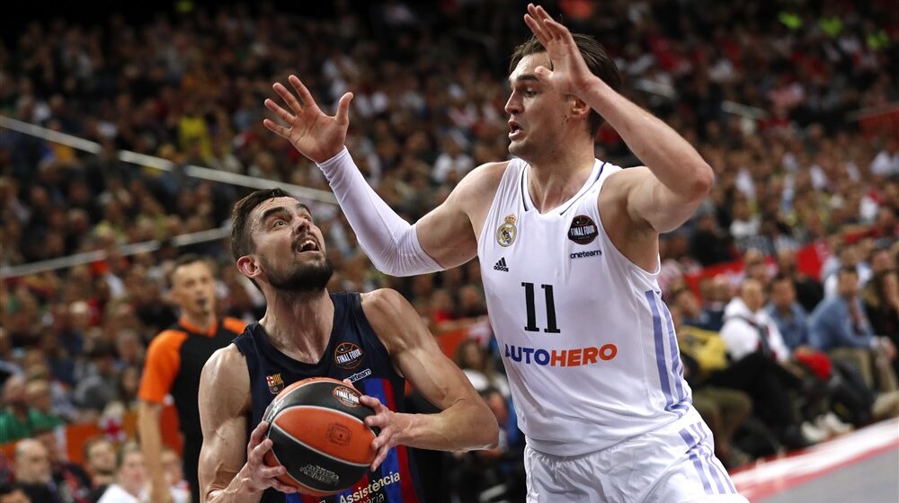 Grci tvrde da Partizan pregovara sa Mariom Hezonjom 1