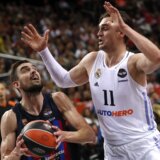 Grci tvrde da Partizan pregovara sa Mariom Hezonjom 2