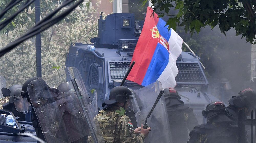 "NATO šalje upozorenje": Kako regionalni mediji pišu o dodatnom raspoređivanju snaga na Kosovu? 1