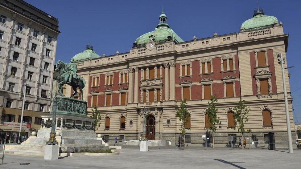 Komunalni problemi i Srbija: Da li prijava problema u Beogradu mobilnim telefonom košta 30 dinara 1 Beograd