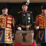 Krunisanje kralja Čarlsa: Škotski Kamen sudbine stiže u London na ceremoniju 9