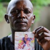 Kenija, religija i kult izgladnjivanja: „Moja žena i deca su sledili pastora Mekenzija“ 15