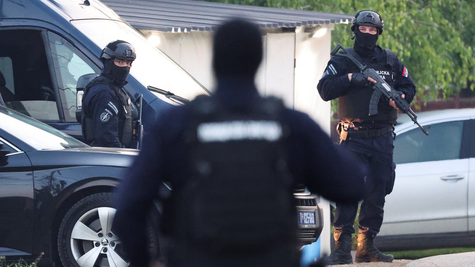 Mladenovac i Smederevo: Muk na ulicama sela ophrvanih tugom posle ubistva osmoro meštana, osumnjičeni priznao zločin - tužilaštvo 13 zločin, Mlaadenovac