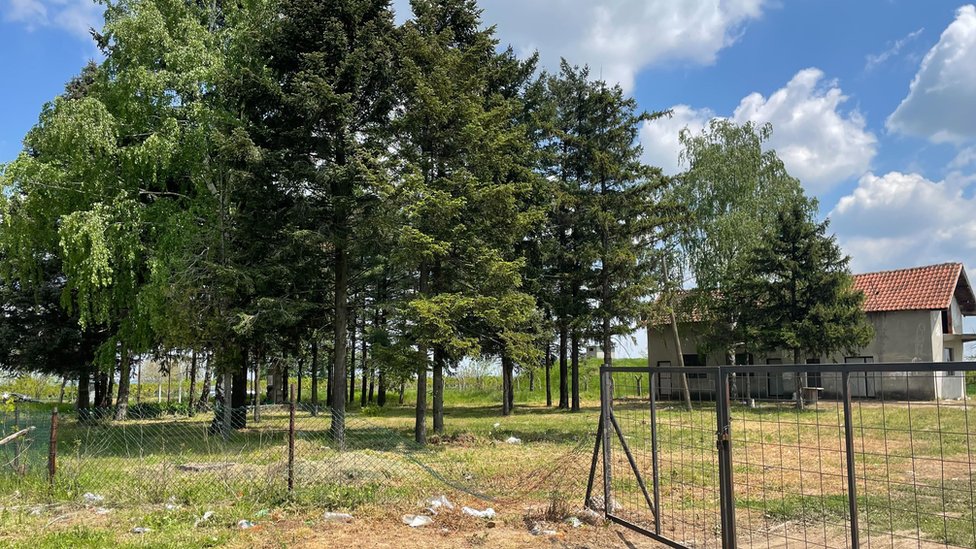 Mladenovac: Uhapšen ujak osumnjičenog za masovno ubistvo 4 dubona