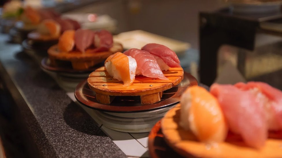 Japan i hrana: Stručnjaci savetuju kako se na „pravi“ način jede suši 2 Suši, Japan