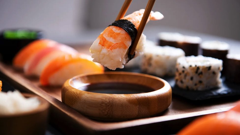 Japan i hrana: Stručnjaci savetuju kako se na „pravi“ način jede suši 4 Suši, Japan