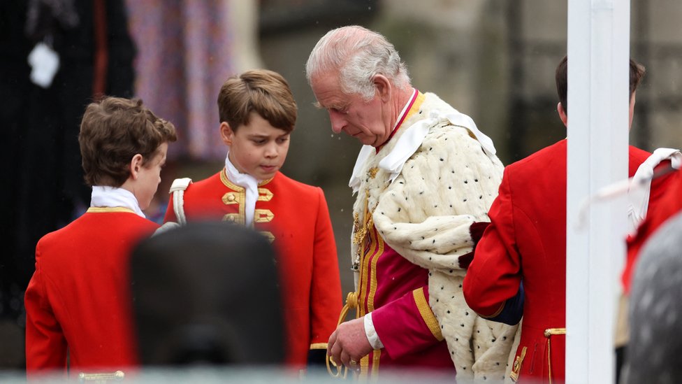 Krunisan novi britanski monarh - kralj Čarls Treći 6 krunisanje