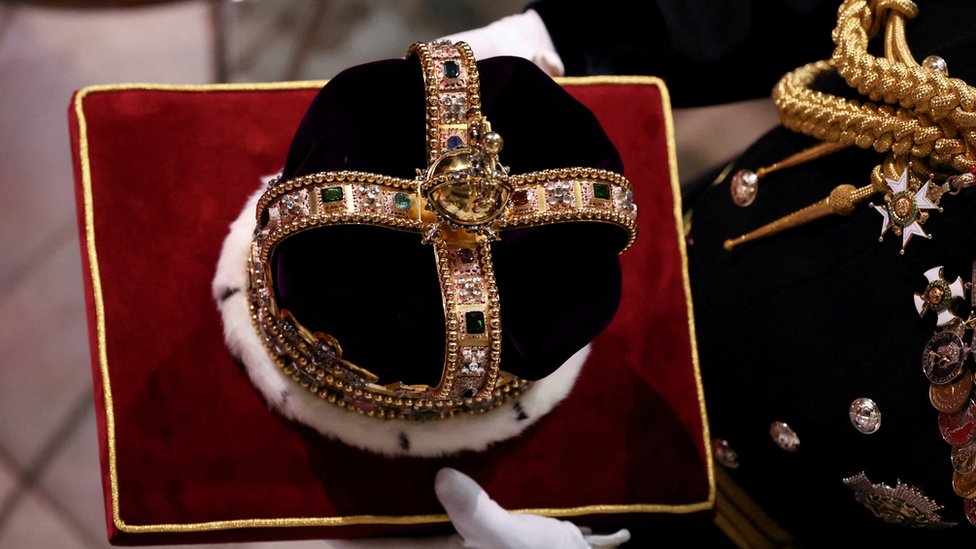 Krunisan novi britanski monarh - kralj Čarls Treći 4 krunisanje