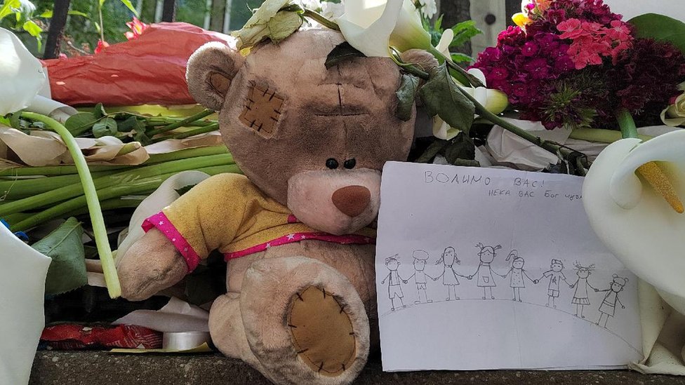 Tragedija u Beogradu: „Nema magičnog štapića, razgovarajte s decom“, savetuju stručnjaci o povratku u školske klupe 2 škola, deca, tragedija, ubistvo, igračka