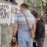 Tragedija u Beogradu: Od ponedeljka u svim školama policajci, ocu osumnjičenog za pucnjavu određen pritvor od 30 dana 10