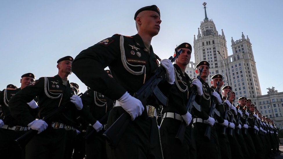 Rusija i Ukrajina: „Želimo mir u budućnosti, Zapad hoće da nas baci na kolena" - Putin na paradi u Moskvi 4 parada povodom Dana pobede u Moskvi, 9. maj 2023.