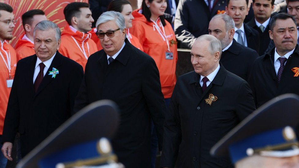 Rusija i Ukrajina: „Želimo mir u budućnosti, Zapad hoće da nas baci na kolena" - Putin na paradi u Moskvi 8 parada povodom Dana pobede u Moskvi, 9. maj 2023.