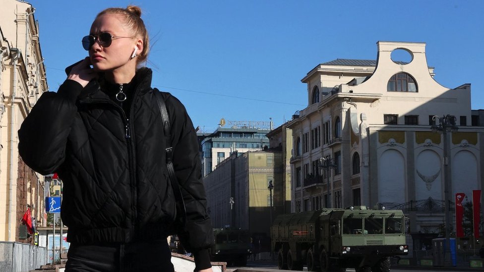 Rusija i Ukrajina: „Želimo mir u budućnosti, Zapad hoće da nas baci na kolena" - Putin na paradi u Moskvi 10 Vojna parada, Dan pobede, Moskva, 9 maj 2023.