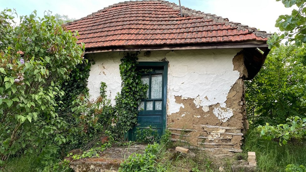 Masovno ubistvo u Velikoj Ivanči: Kako se mala sredina nosi sa tragedijom, deceniju kasnije 1 Velika Ivanča