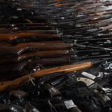 Tragedija u Beogradu i Mladenovcu: Predaja nelegalnog oružja - od 8. maja predato više od 18.000 komada 2