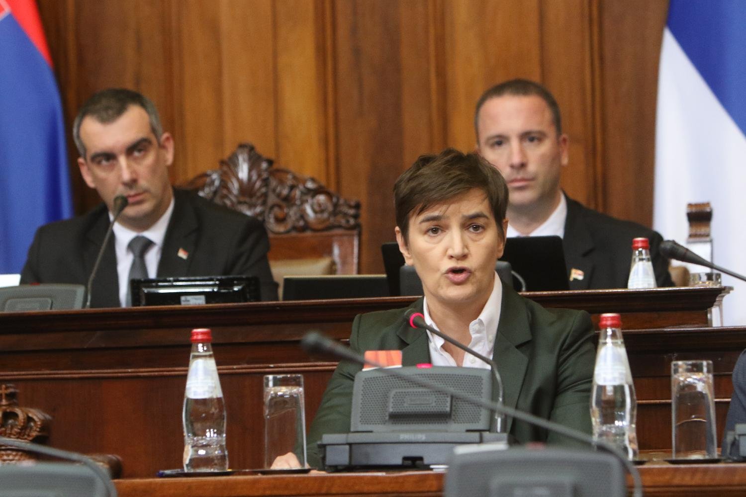 Tragedije u Beogradu: Rasprava u Skupštin - Brnabić i opozicija u klinču zbog „zakazivanja sistema" i „političkog performansa" 2 Ana Brnabić na sednici skupštine Srbije 18. maj 2023.