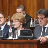 Tragedije u Beogradu: Rasprava u Skupštini - Brnabić poručuje da se vlast menja na izborima, deo opozicije napustio sednicu 4