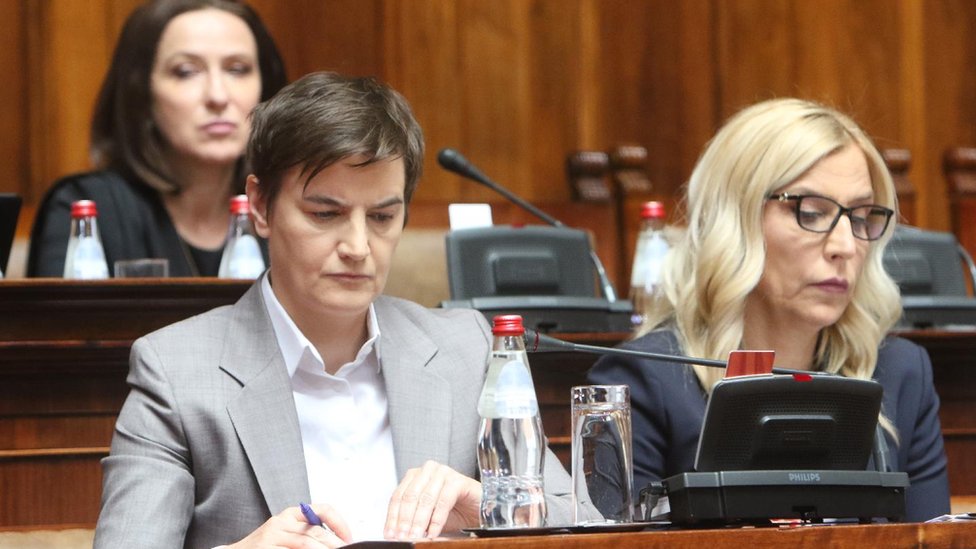 Tragedije u Beogradu: Rasprava u Skupštini - opozicija traži ostavku predsednice vlade zbog porasta nasilja, istraga o radu streljana 1 Ana Brnabić na sednici skupštine Srbije 23. maj 2023.