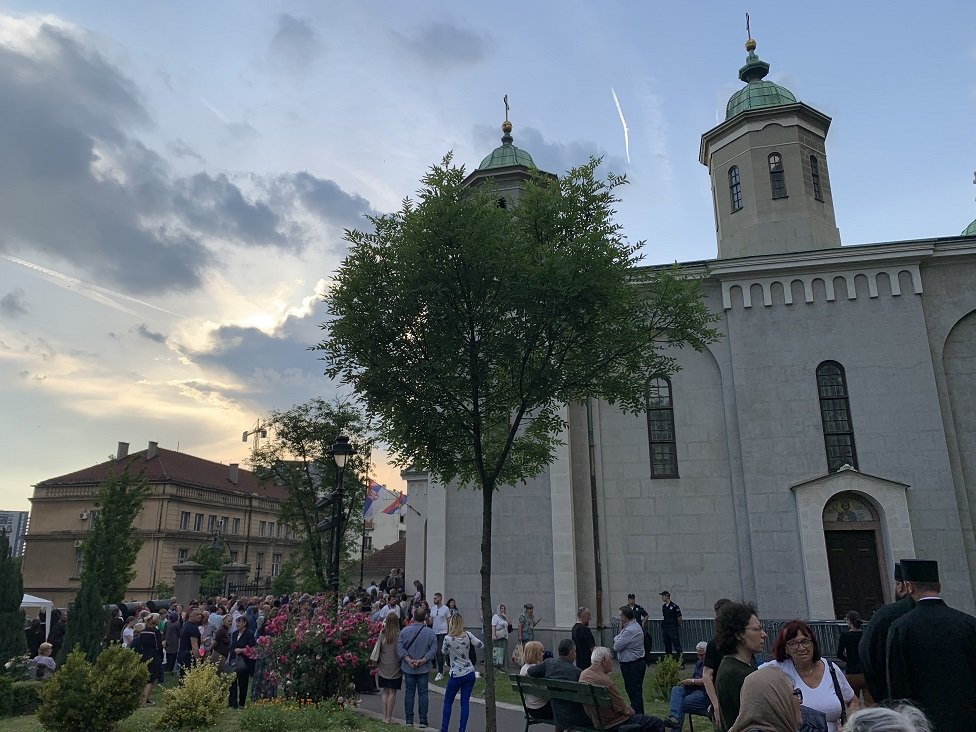 Srpska pravoslavna crkva i Spasovdanska litija: Kada se iznose posmrtni ostaci svetaca i zašto 3 Mošti vladike Nikolaja dočekali su građani u Vaznesenjskoj crkvi u Beogradu