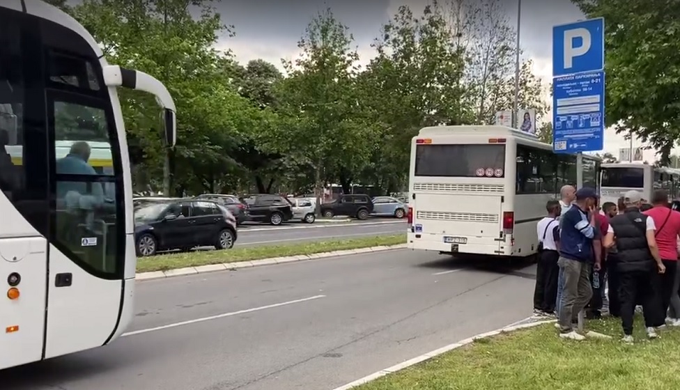 Srbija i đačke ekskurzije: Koje su obaveze prevoznika, a koja prava roditelja 1 autobusi