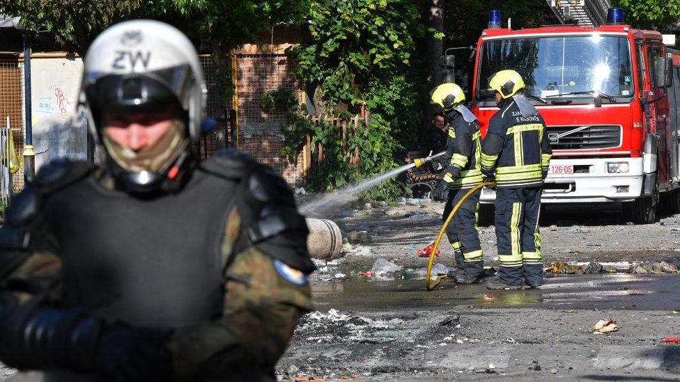 Srbija i Kosovo: Mirno posle žestokih sukoba, NATO raspoređuje dodatne snage, Amerika kažnjava Prištinu 4 Kosovo, incidenti