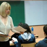 Da početna nastavnička plata bude 1.000 evra 6