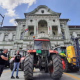 Traktori sutra u Beogradu: Stočarima stiže pojačanje - ratari se pridružuju blokadama 7