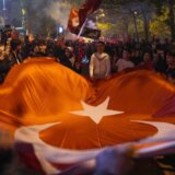 Erdogan pokušava da radi ono što je nekad radila Jugoslavija, Zapad za Kiličdaroglua: Sagovornici Danasa o izborima u Turskoj 6