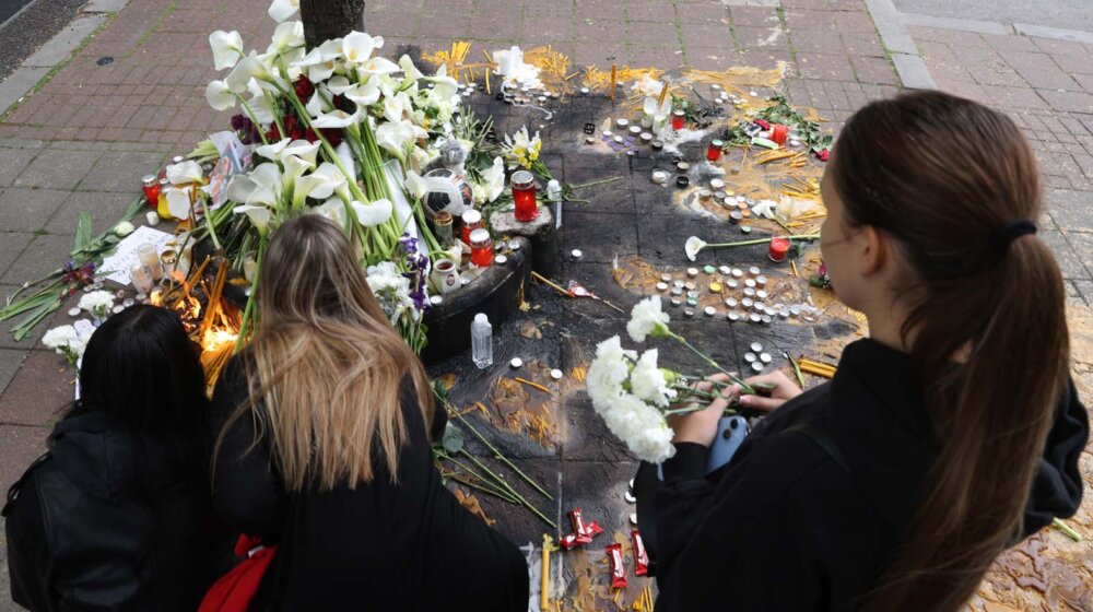 Prvo zvono posle poslednje sahrane: Autorski tekst oca dečaka koji pohađa „Ribnikar“ 1